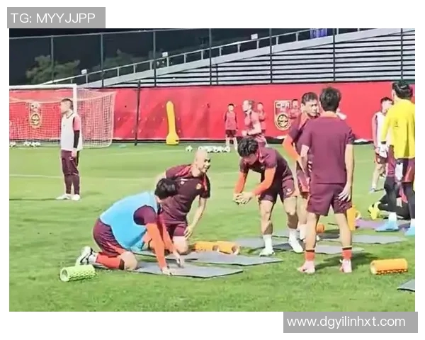 足球明星剃杠视频揭秘他们的时尚新造型与个性风格